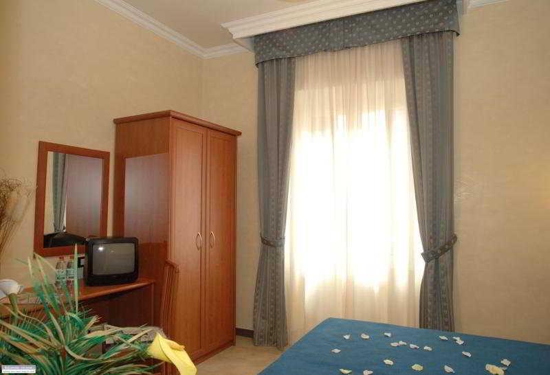 Cesar Palace Guesthouse Rzym Pokój zdjęcie